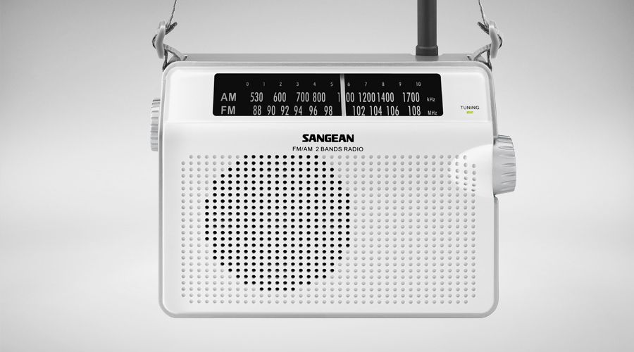 Sangean PR-D6 white FM/AM radio